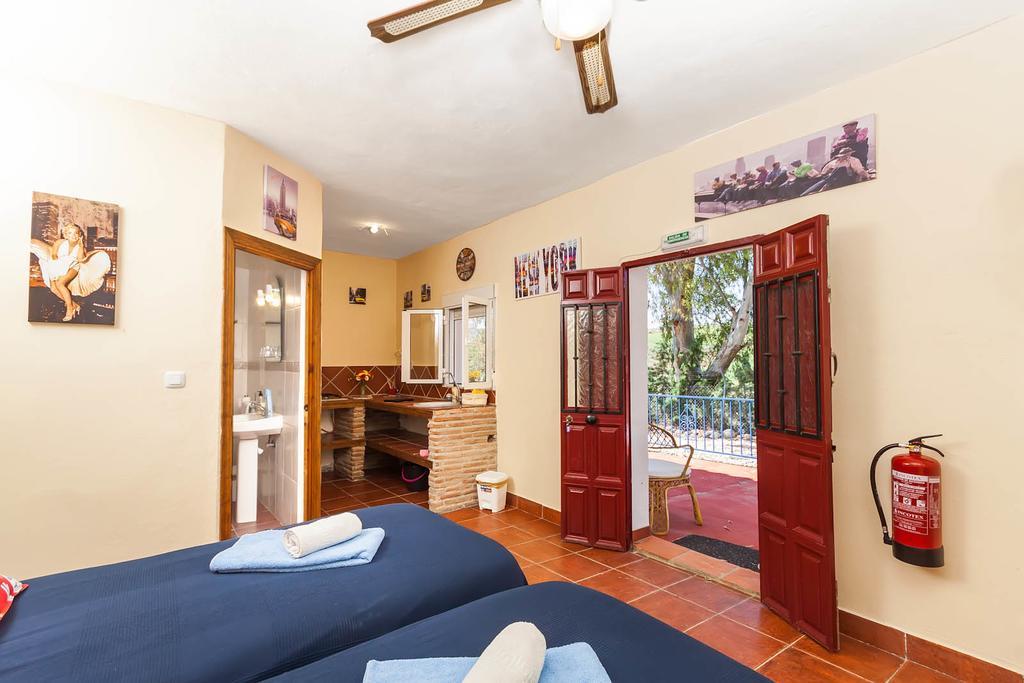 Dos Alamos B&B Alora Zimmer foto